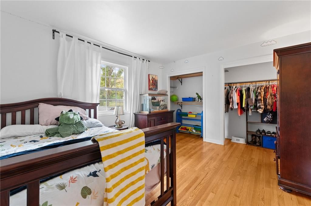 Photo 23 of 42 - 4329 N Wyandotte Street, Kansas City, MO 64116