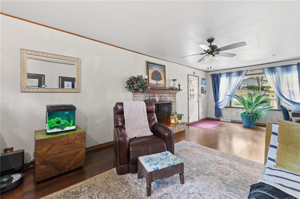 Photo 18 of 42 - 4329 N Wyandotte Street, Kansas City, MO 64116