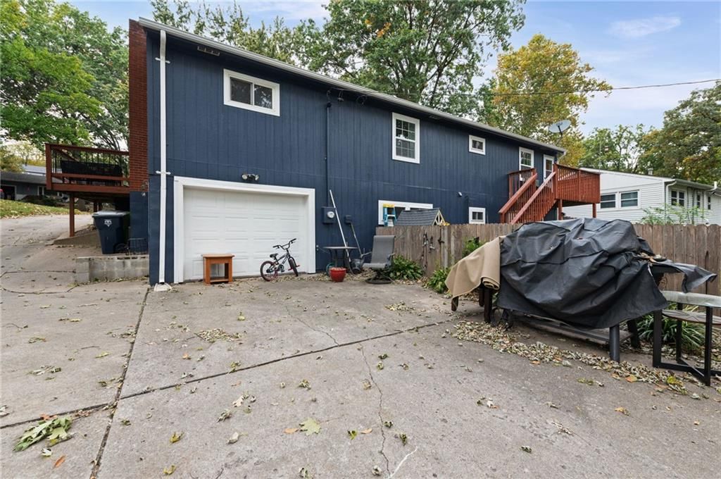 Photo 34 of 42 - 4329 N Wyandotte Street, Kansas City, MO 64116