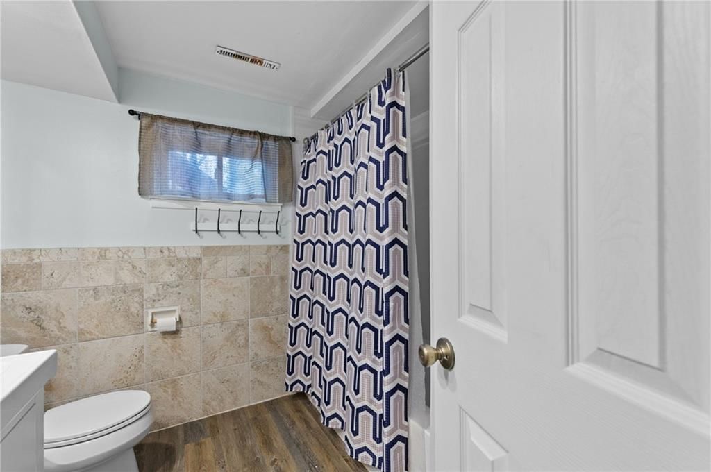 Photo 29 of 42 - 4329 N Wyandotte Street, Kansas City, MO 64116