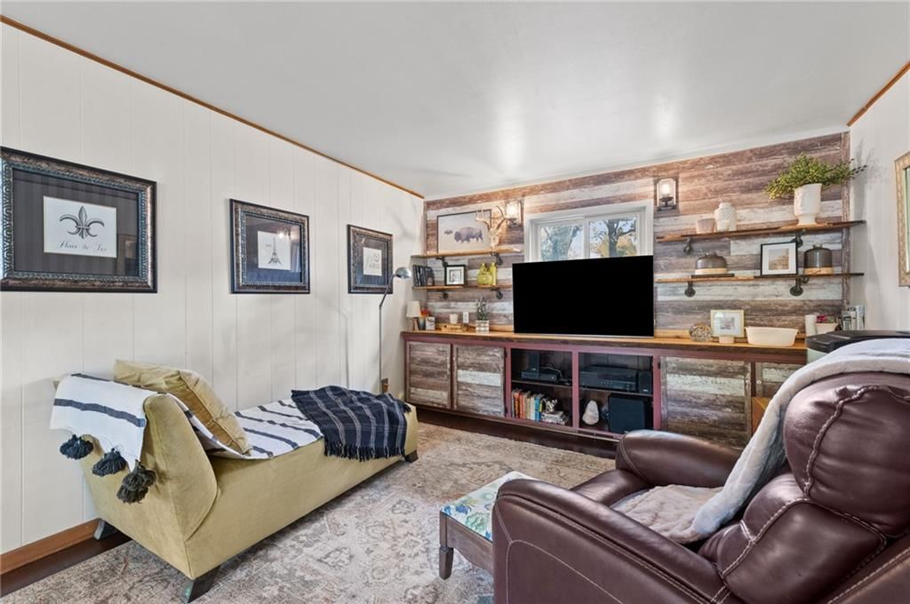 Photo 17 of 42 - 4329 N Wyandotte Street, Kansas City, MO 64116