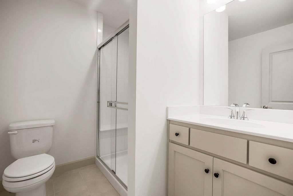 Photo 43 of 63 - 4000 W 158th Street, Overland Park, KS 66224