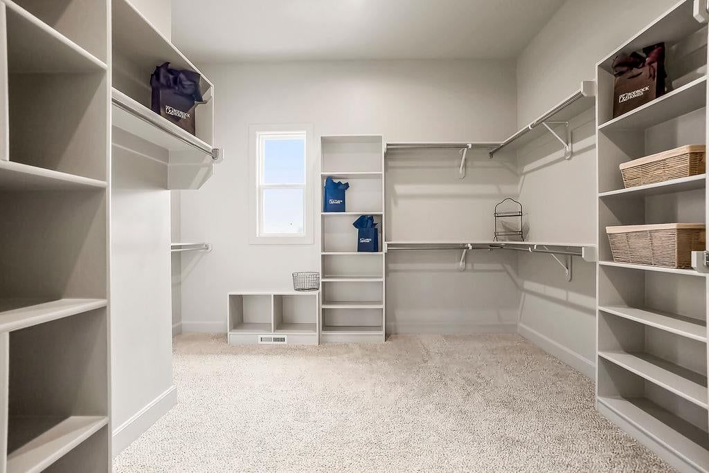 Photo 35 of 63 - 4000 W 158th Street, Overland Park, KS 66224