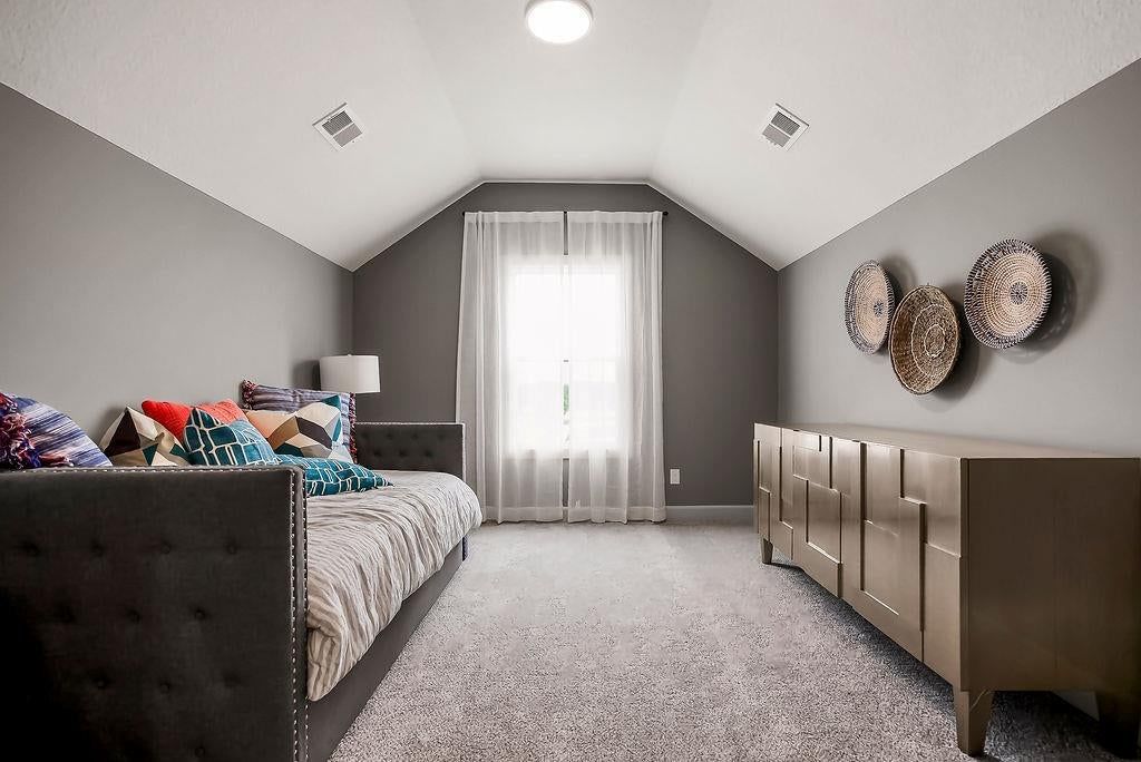 Photo 42 of 63 - 4000 W 158th Street, Overland Park, KS 66224