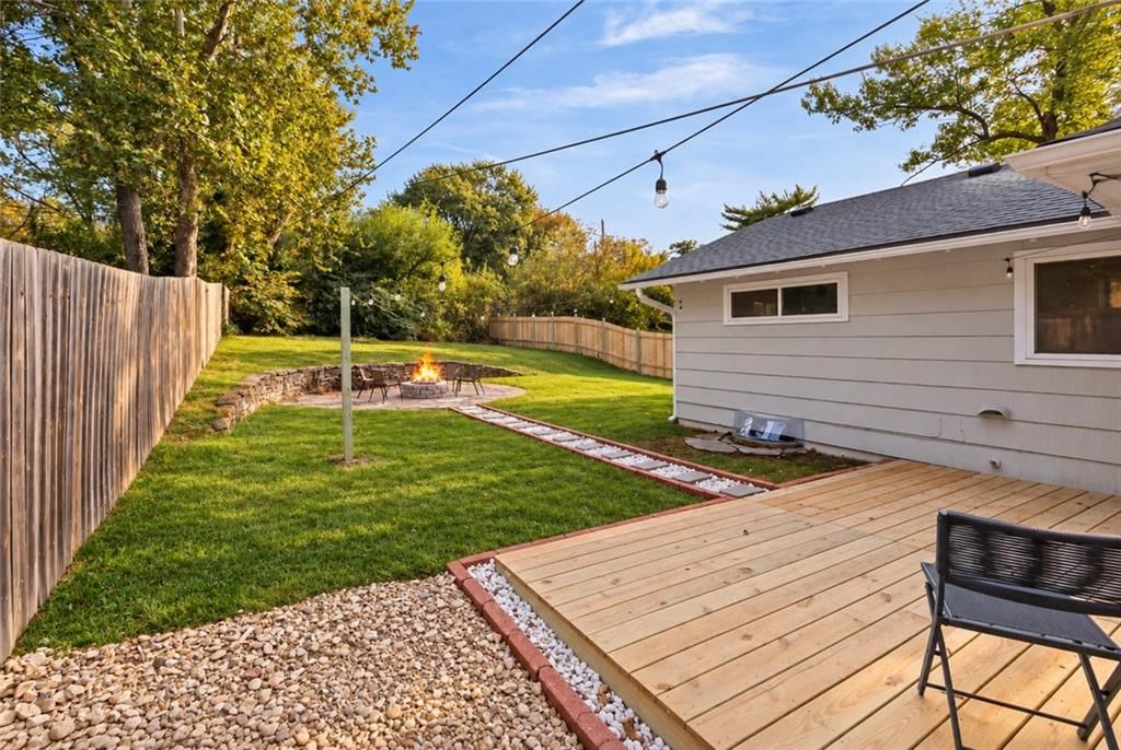 5300 W 79 Street, Prairie Village, KS: listing photo 2
