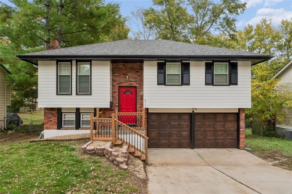 417 N Jefferson Avenue, Liberty, MO: listing photo 2
