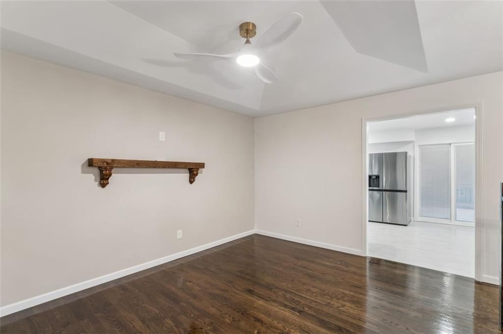 Photo 10 of 57 - 417 N Jefferson Avenue, Liberty, MO 64068