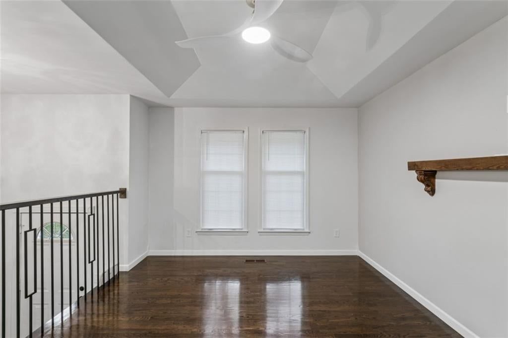 Photo 11 of 57 - 417 N Jefferson Avenue, Liberty, MO 64068