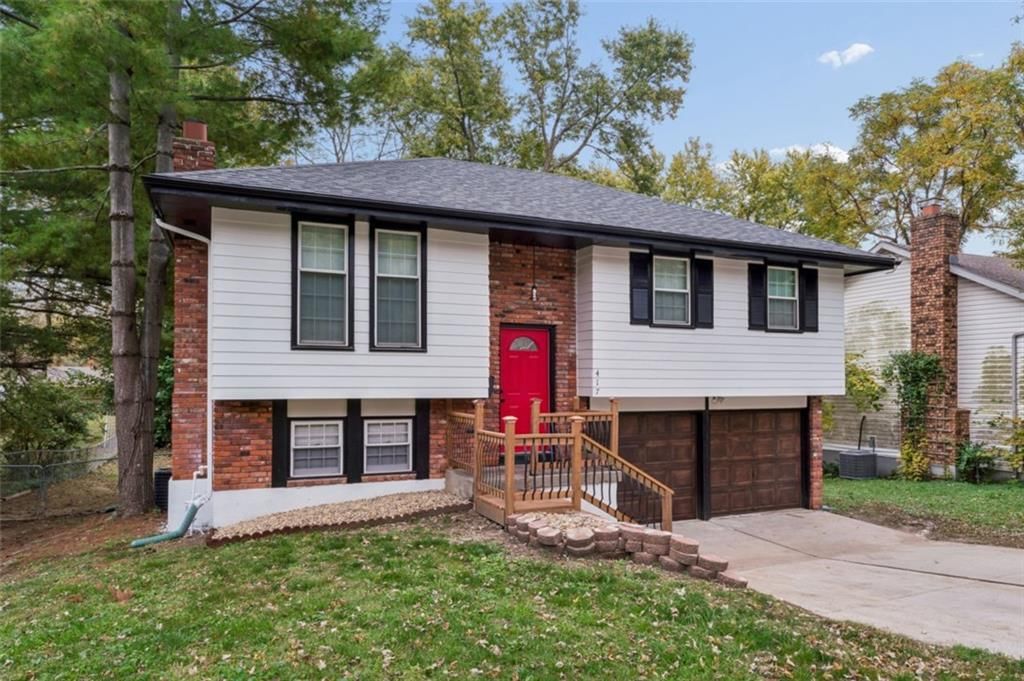 417 N Jefferson Avenue, Liberty, MO: listing photo 3