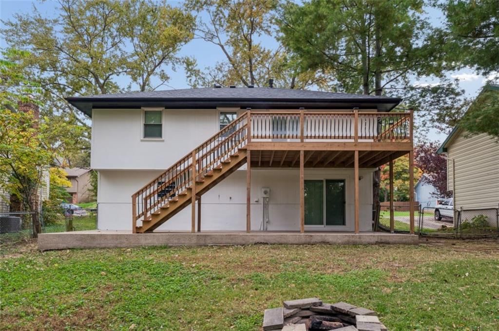 Photo 50 of 57 - 417 N Jefferson Avenue, Liberty, MO 64068