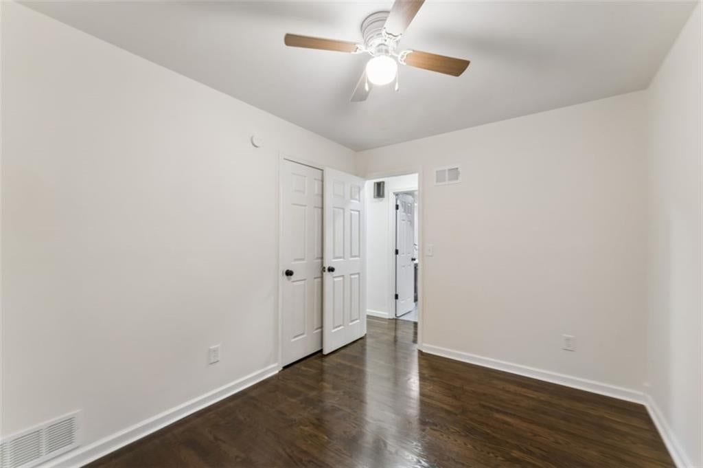 Photo 29 of 57 - 417 N Jefferson Avenue, Liberty, MO 64068