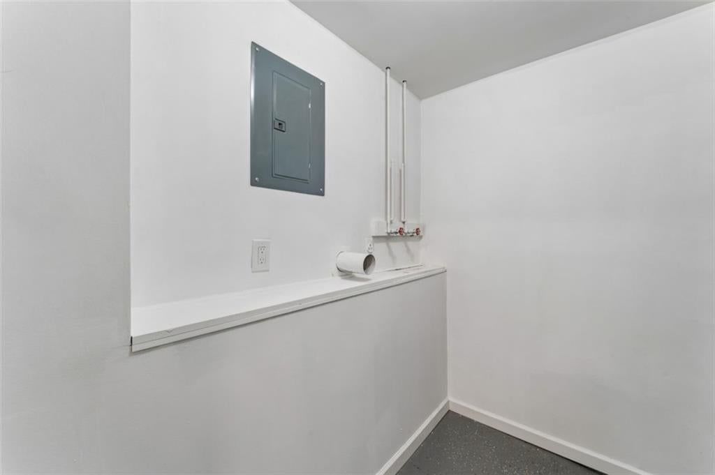 Photo 38 of 57 - 417 N Jefferson Avenue, Liberty, MO 64068