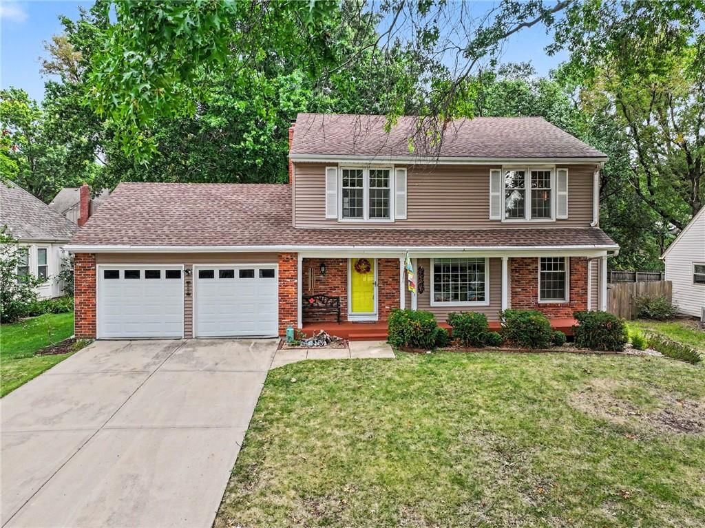 10401 Long Street, Overland Park, KS: listing photo 2