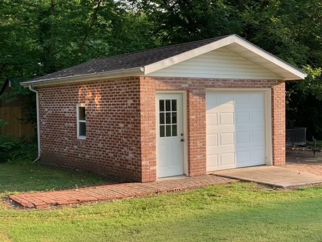 1208 N Kentucky Street — photo 40