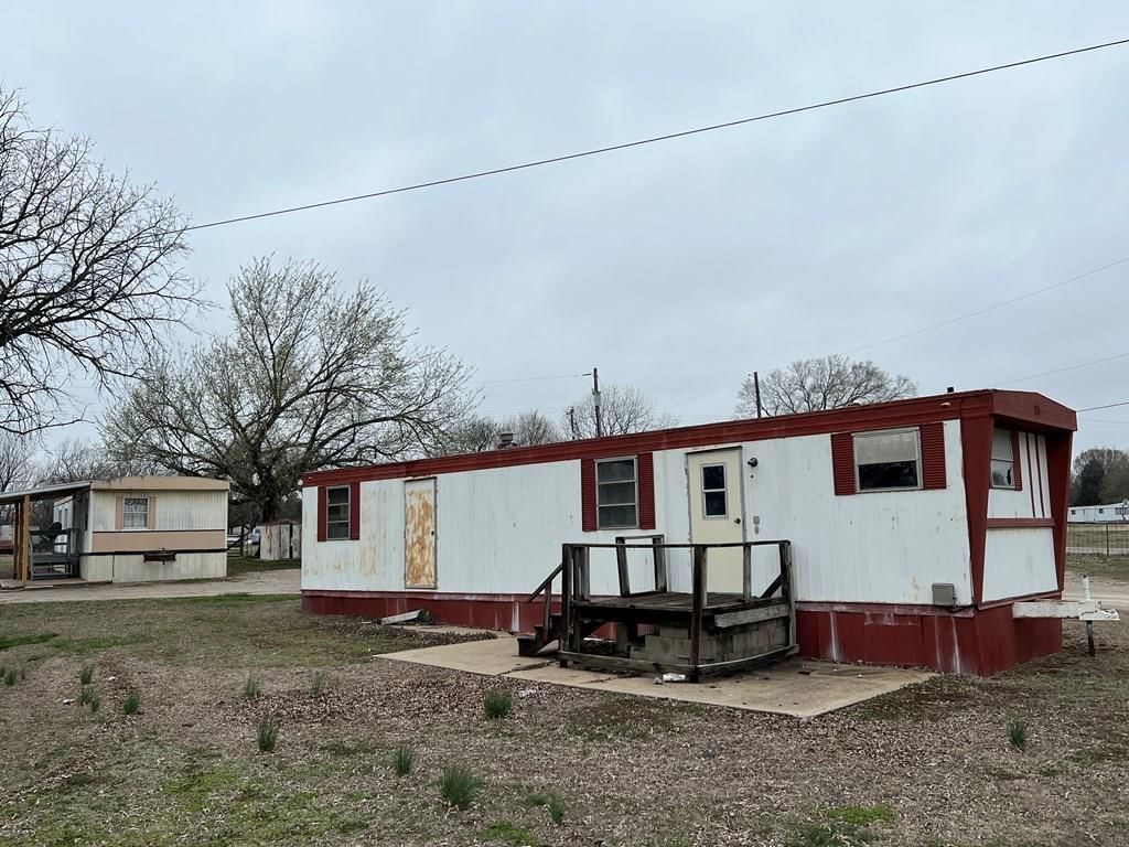 1610 W Laurel Street — photo 4