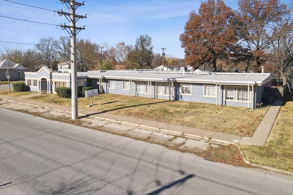 720 W 1st N/A — photo 10