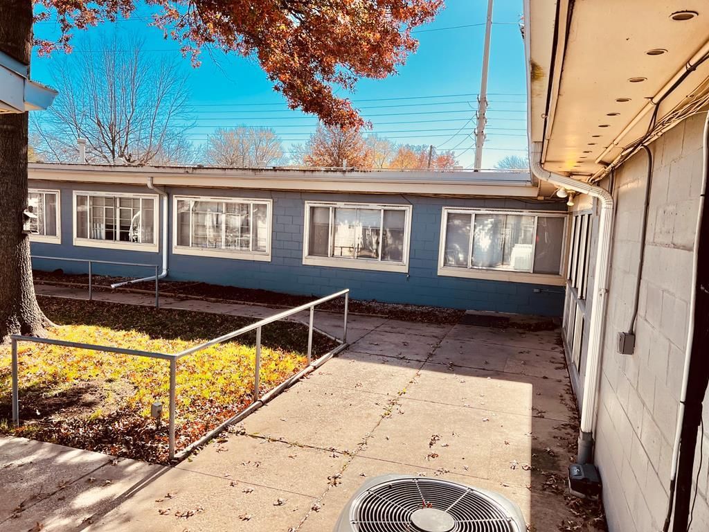720 W 1st N/A — photo 16