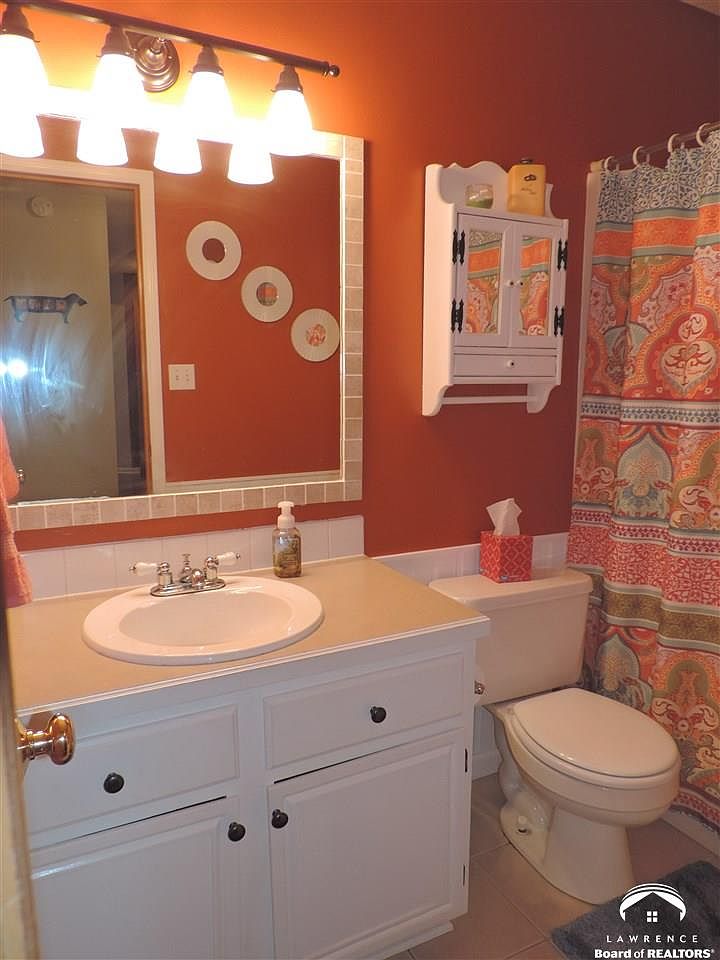 2904 Whitmore Dr — photo 8