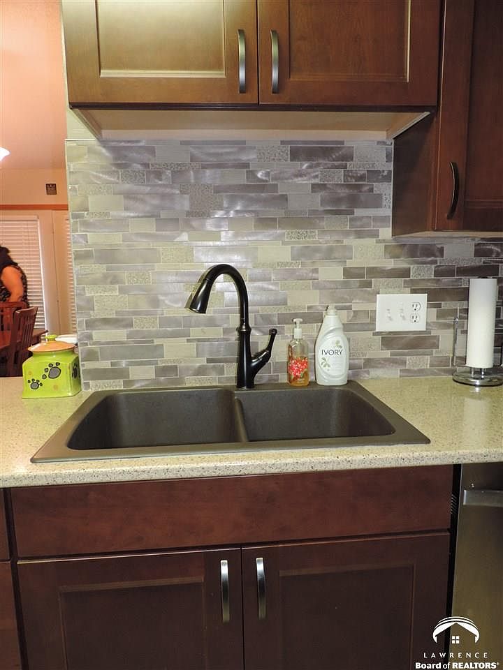 2904 Whitmore Dr — photo 15