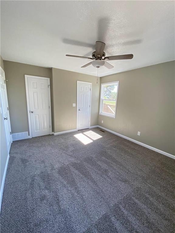Photo 36 of 74 - 613 E Bristol Ln