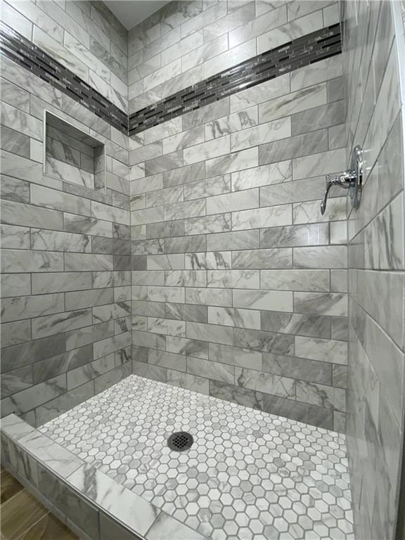 Photo 41 of 74 - 613 E Bristol Ln