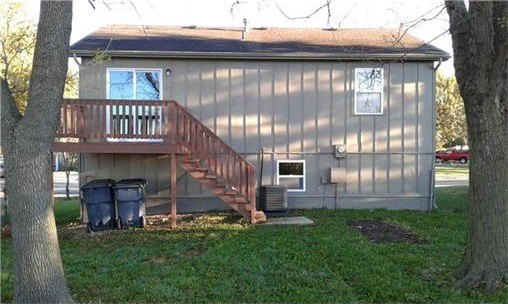 Photo 20 of 20 - 607 E Bristol Ln