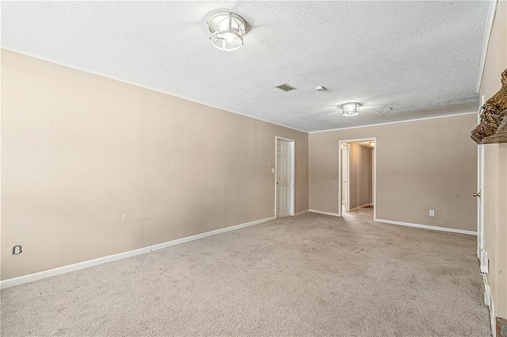 10001 Cambridge Avenue — photo 17