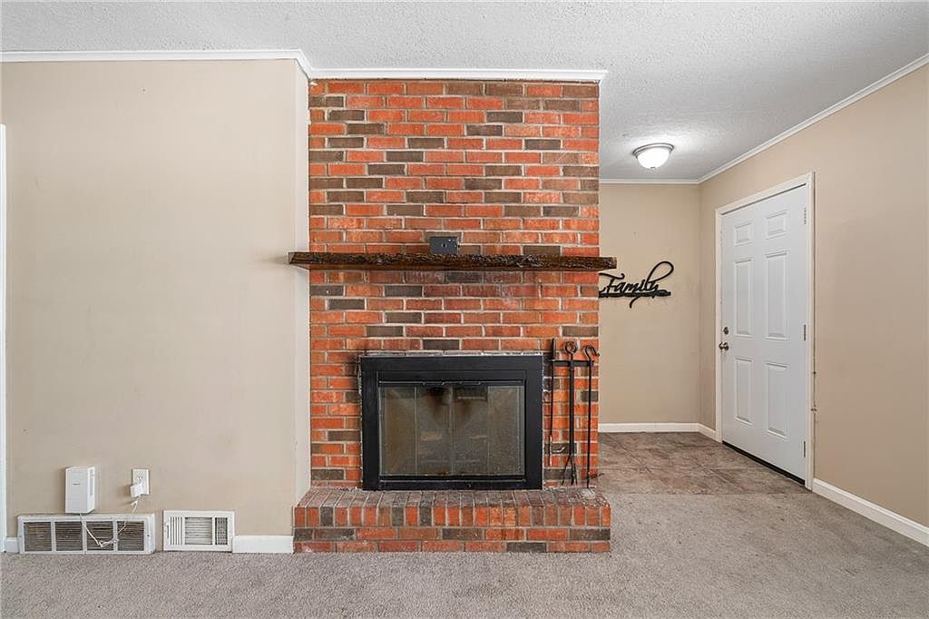 10001 Cambridge Avenue — photo 18