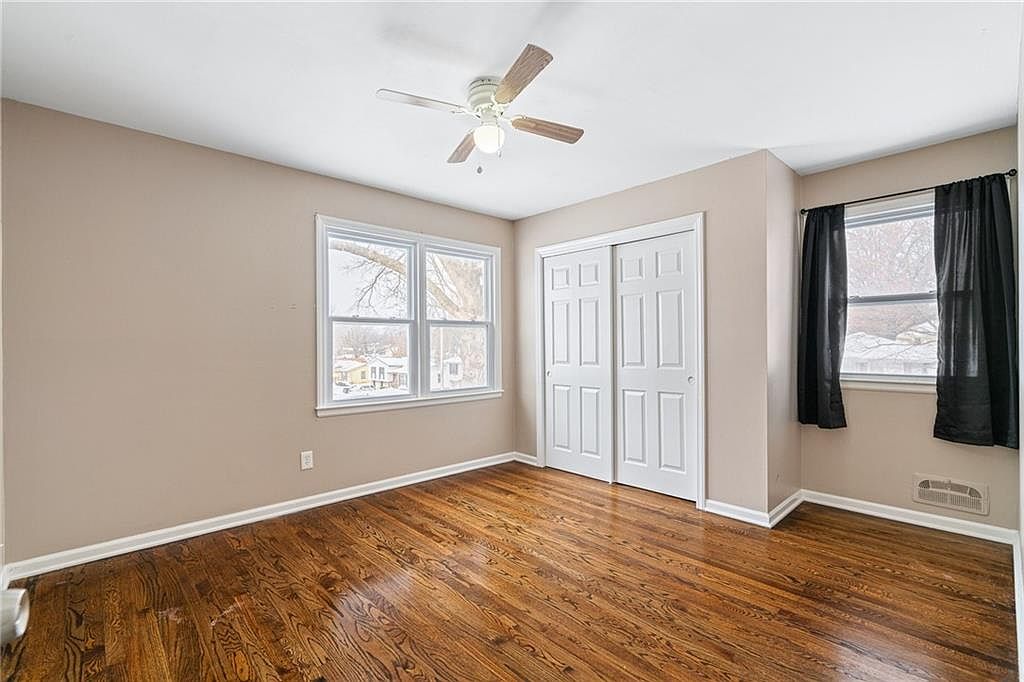 10001 Cambridge Avenue — photo 23