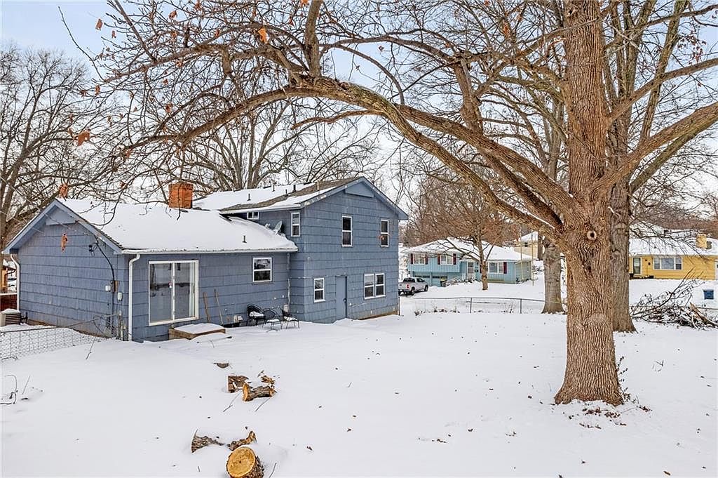 10001 Cambridge Avenue — photo 37