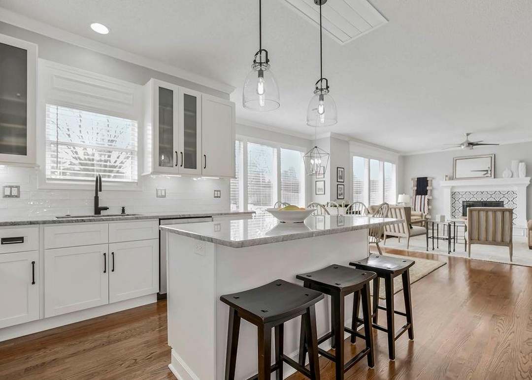 10007 W 126th Terrace — photo 13