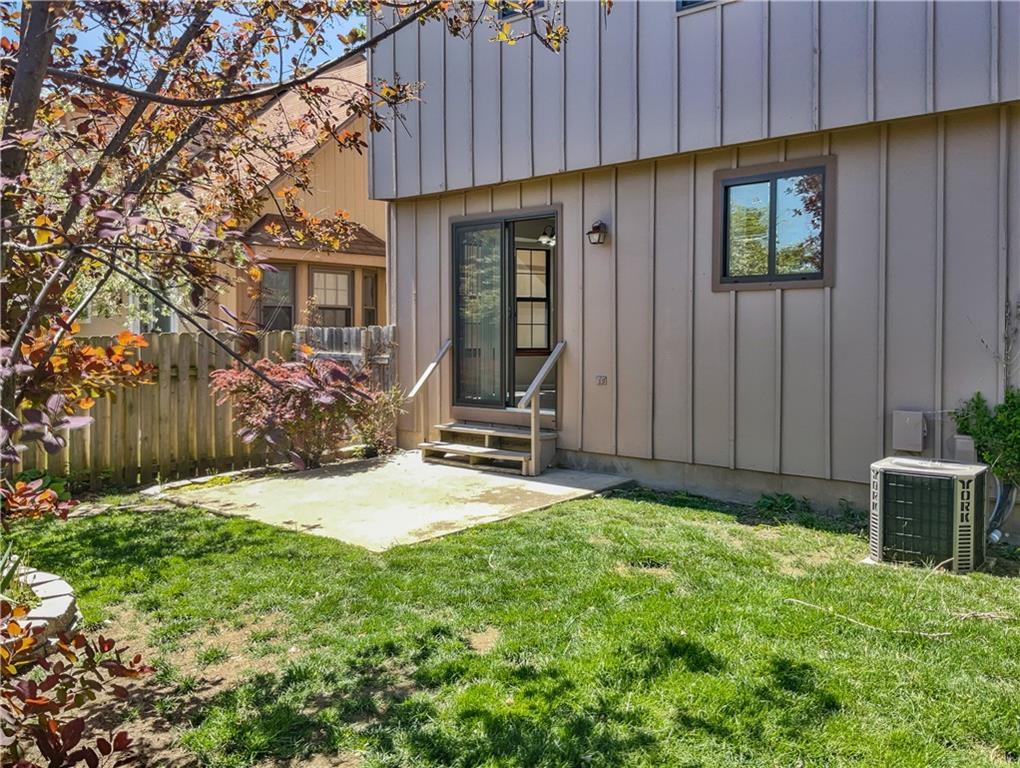 10007 W 86th Terrace — photo 19