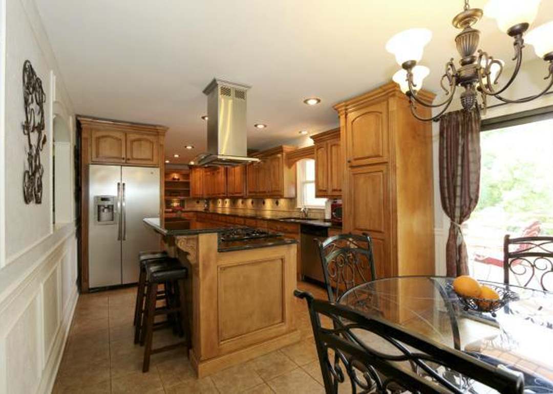 10012 JOHNSON DRIVE — photo 11