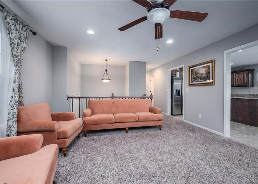 10013 Webster Avenue — photo 12