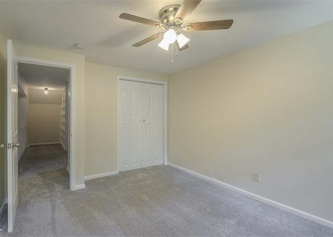 10019 Knox Drive — photo 19