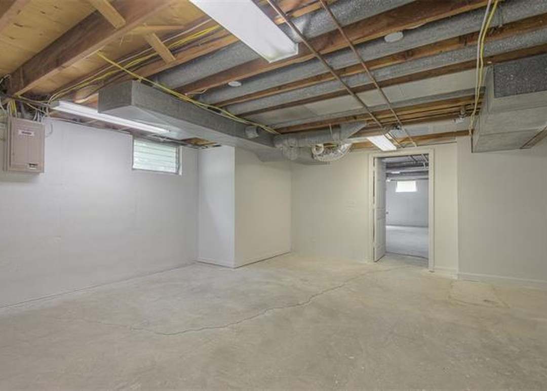 10019 Knox Drive — photo 26