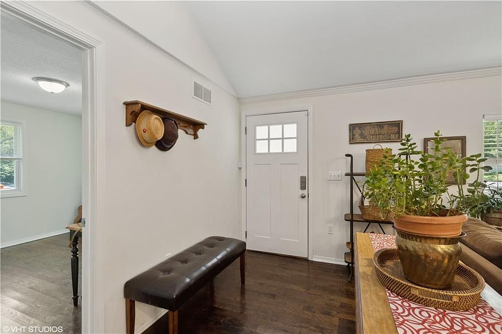 1002 Duck Road — photo 11
