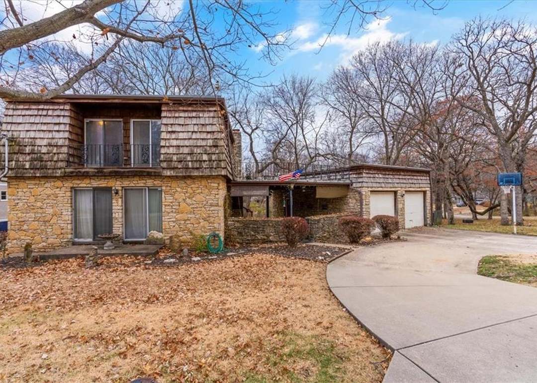 10025 Hocker Drive — photo 12
