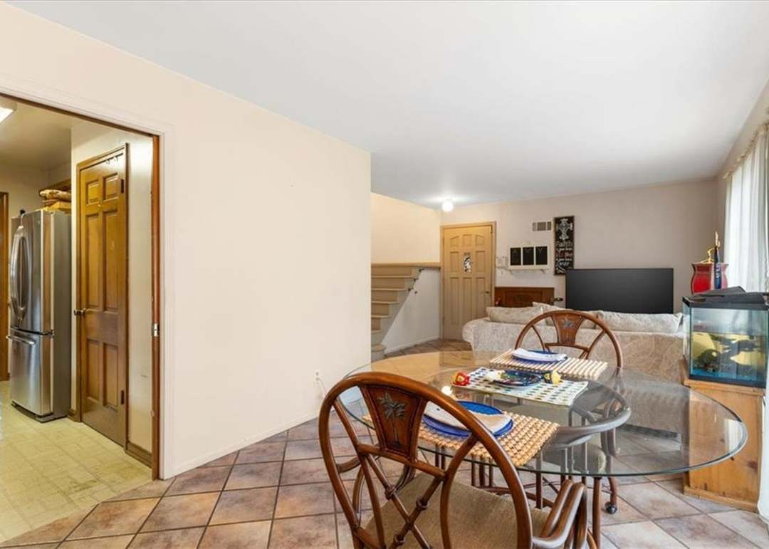 10025 Hocker Drive — photo 16