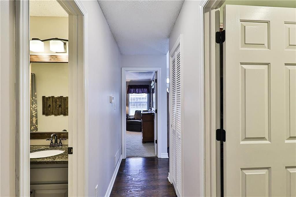 1006 Rock Creek Lane — photo 21