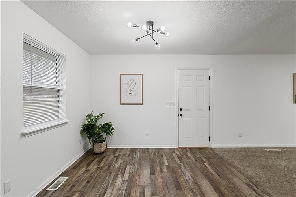 101 S 5th Street — photo 12