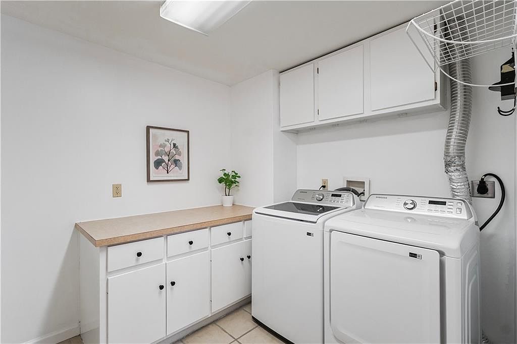 101 S 5th Street — photo 34