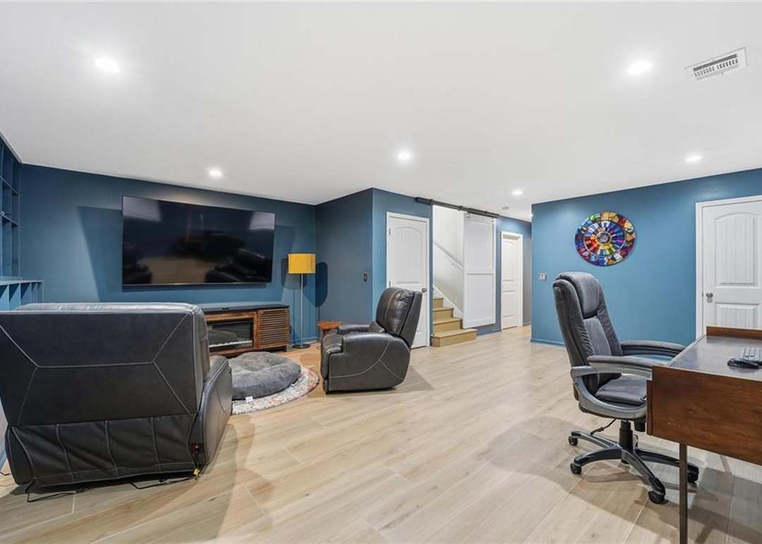 10114 N Miller Lane — photo 38