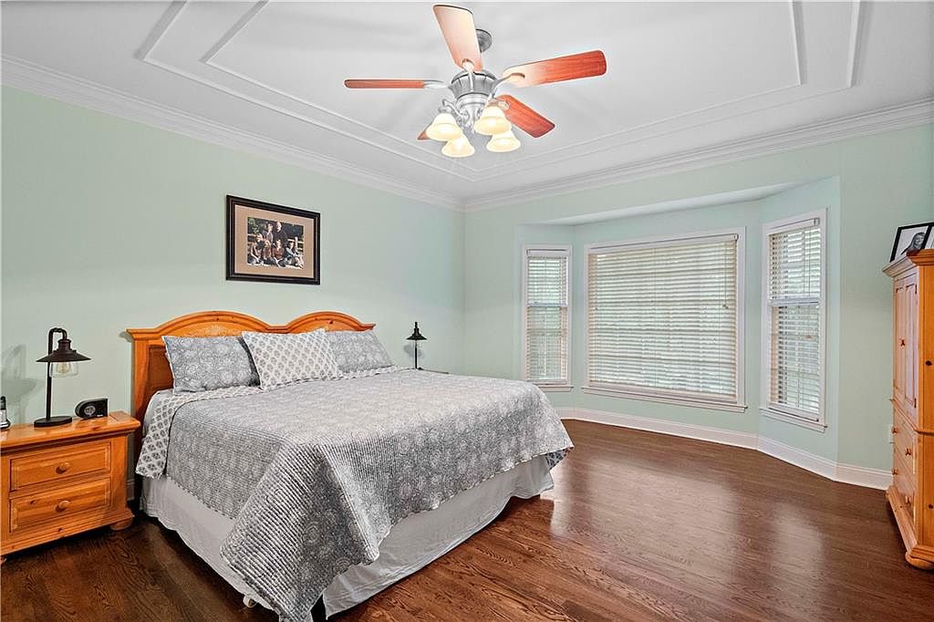 1012 NE Moss Point Road — photo 16