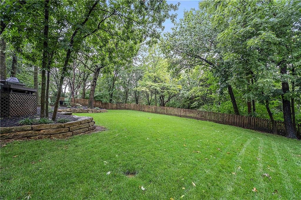 1012 NE Moss Point Road — photo 38