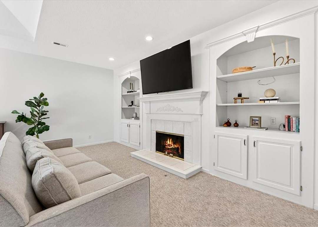 10125 W 149th Terrace — photo 58