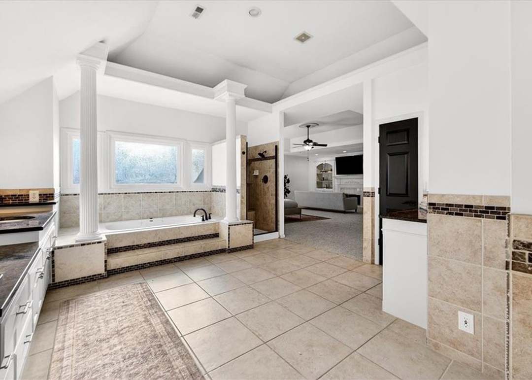 10125 W 149th Terrace — photo 63