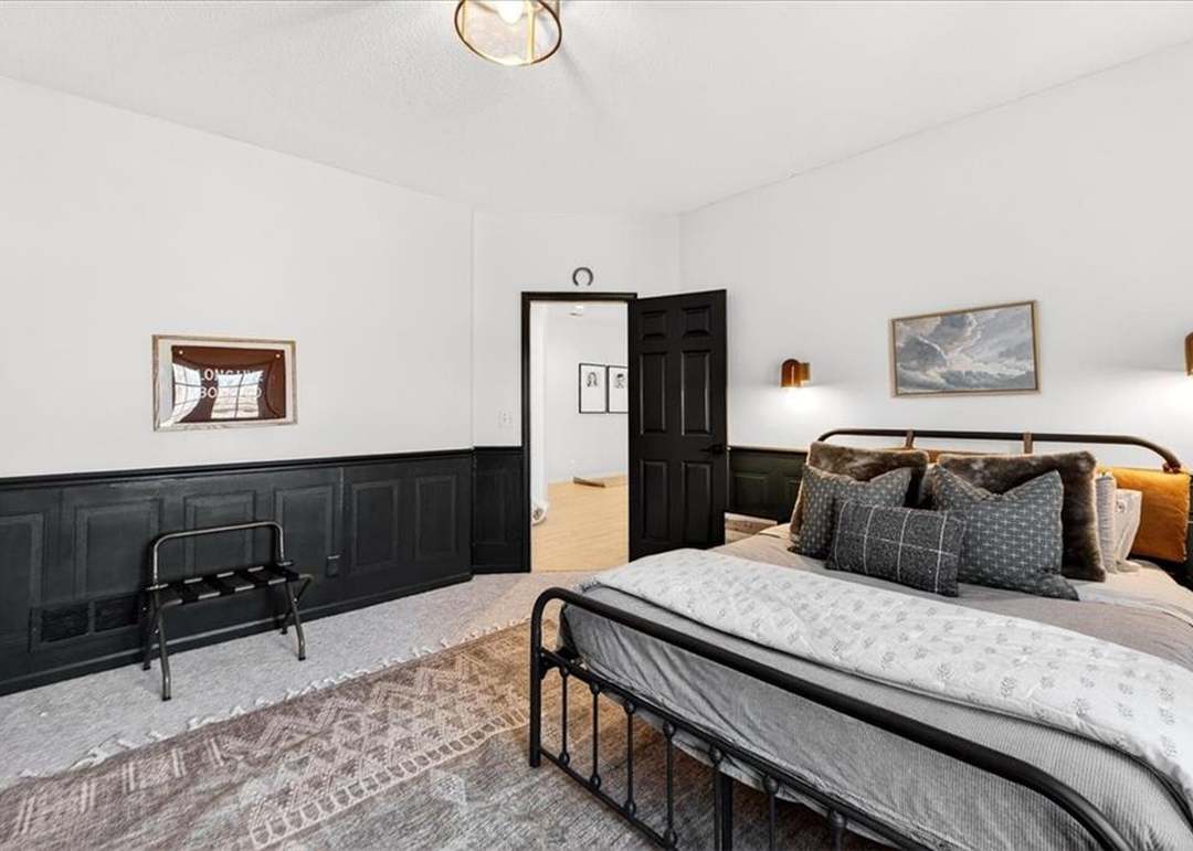 10125 W 149th Terrace — photo 66