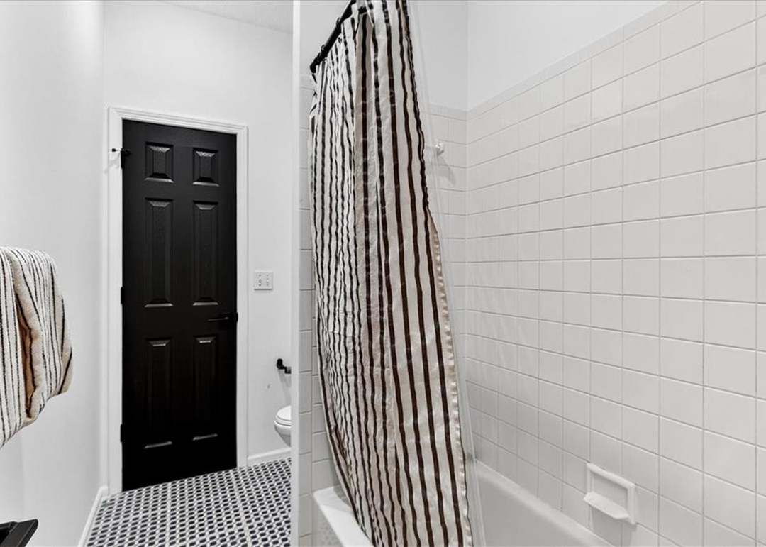 10125 W 149th Terrace — photo 73