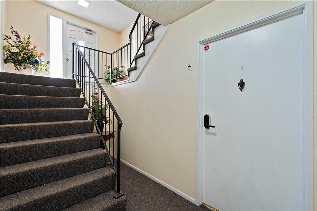 10136 W 96TH TERRACE — photo 19